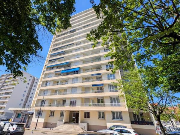 CUSSET CENTRE DANS RESIDENCE DE STANDING F3 de 71m² avec Balcon