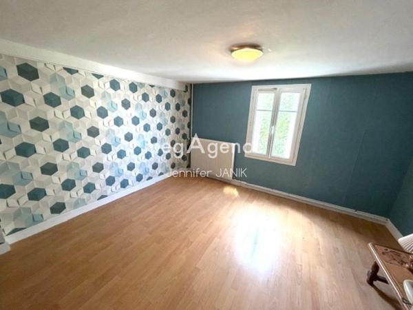 Maison à Saint-Just-en-Chaussée, 60130 - 6 pièces 140m²