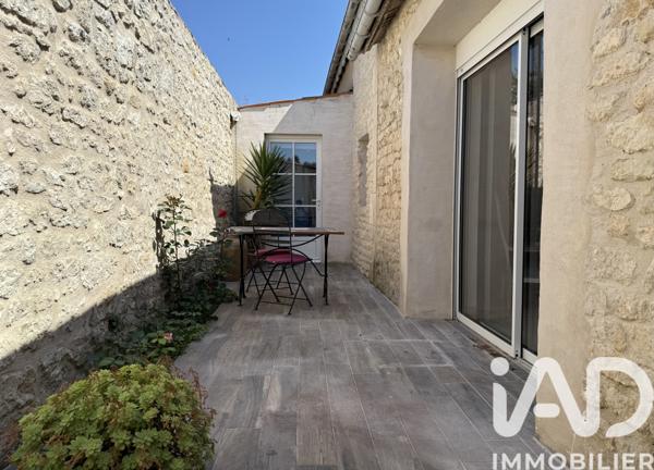 Maison à vendre 9 pièces 216 m² Saint-Pierre-d'Oléron