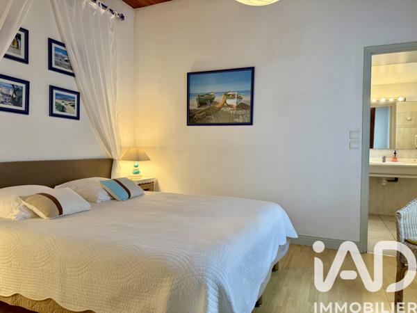 Maison à vendre 9 pièces 216 m² Saint-Pierre-d'Oléron