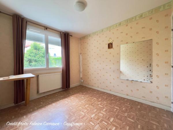 Maison individuelle de plain pied, 5 pièces LE CENDRE (63) avec jardin. Une belle opportunité de rénovation au cœur d'un secteur recherché