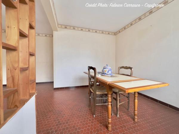 Maison individuelle de plain pied, 5 pièces LE CENDRE (63) avec jardin. Une belle opportunité de rénovation au cœur d'un secteur recherché