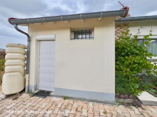 Maison individuelle de plain pied, 5 pièces LE CENDRE (63) avec jardin. Une belle opportunité de rénovation au cœur d'un secteur recherché