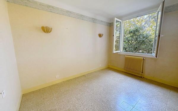 Maison à vendre    5 pièces • 149 m2 Avignon