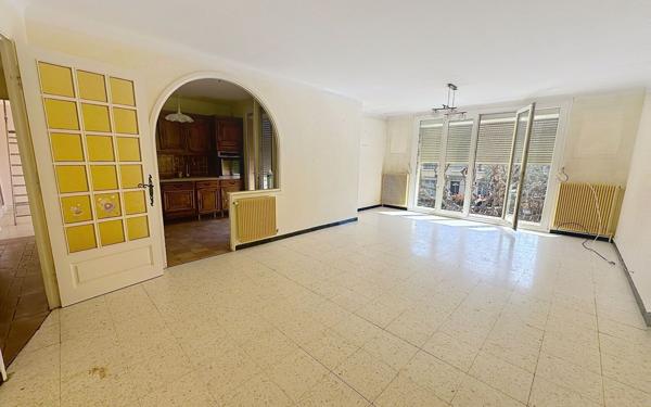 Maison à vendre    5 pièces • 149 m2 Avignon