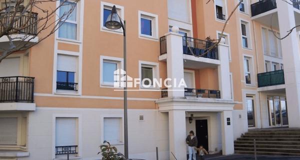 Location Appartement 2 pièces 40.1 m² - Saint-ouen-l'aumône 95310