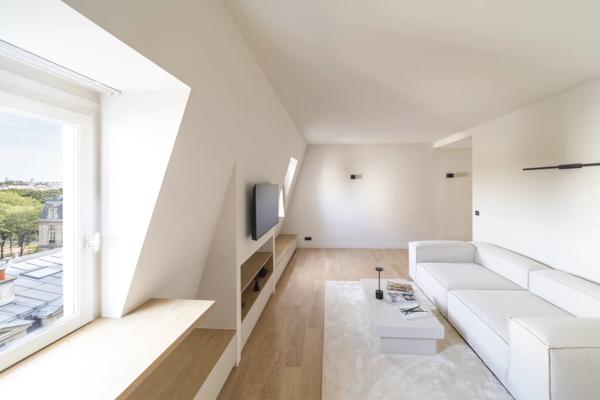 Appartement Paris 7 e - TOUR MAUBOURG