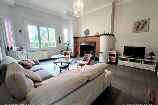 A l'Est de BERGERAC, SPACIEUSE MAISON PROCHE RIVIERE DORDOGNE