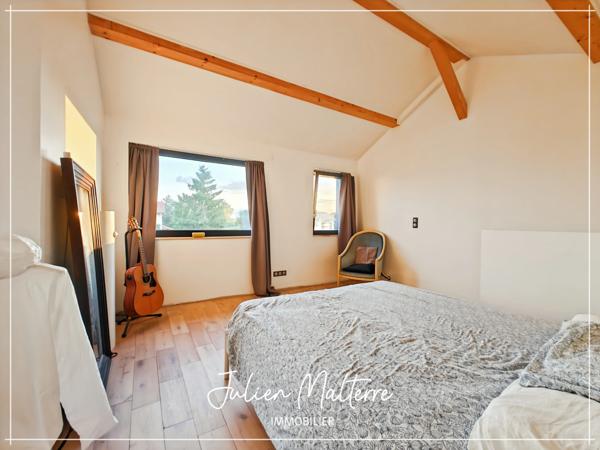 St-Just-St-Rambert, maison d'architecte 147 m², 4 chambres, garage double sur terrain de 985 m²