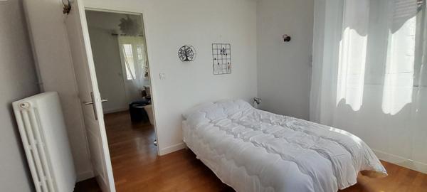 Dijon proximité TRAM T1 : appartement en colocation 3 chambres