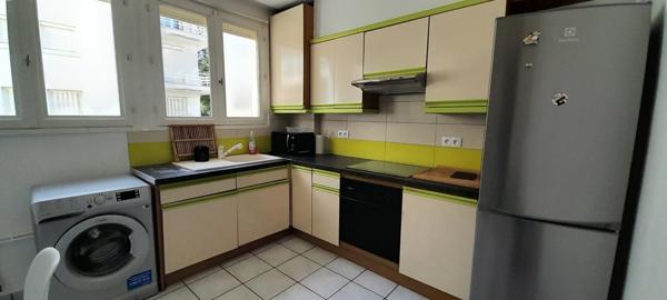 Dijon proximité TRAM T1 : appartement en colocation 3 chambres