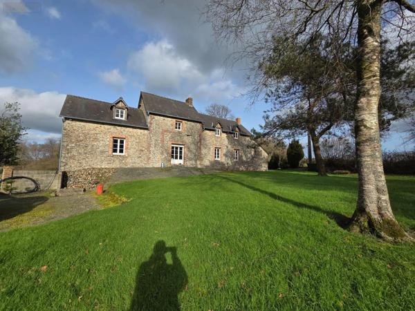 Achat - Maison | Maison rurale Villaines-la-Juhel 53700 8 pièces 142 m 2 25585 m 2
