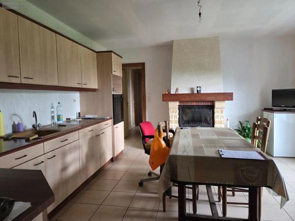 Achat - Maison | Maison rurale Villaines-la-Juhel 53700 8 pièces 142 m 2 25585 m 2
