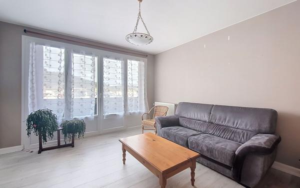 Appartement à vendre    3 pièces •  Aurillac