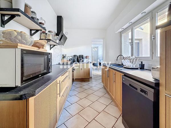 Maison 4 pièces - 100 m² Exclusivité efficity