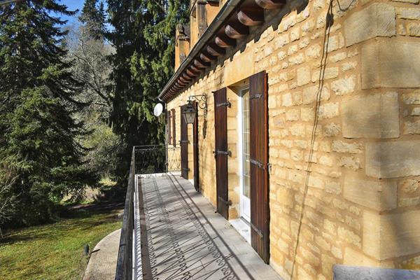 Maison de caractère à Sarlat avec appartement de 200 m2