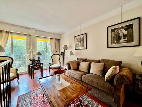 A vendre appartement de type 2 à Paris 75016 - Terrasse - Jardin - AUTEUIL