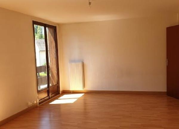 Appartement à louer    1 pièce • 36,35 m2 Gif-sur-Yvette