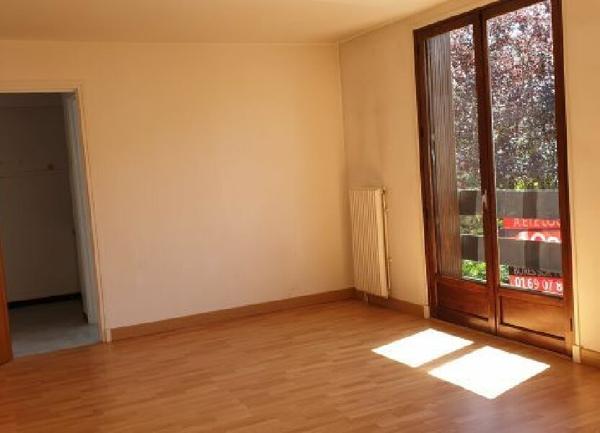 Appartement à louer    1 pièce • 36,35 m2 Gif-sur-Yvette