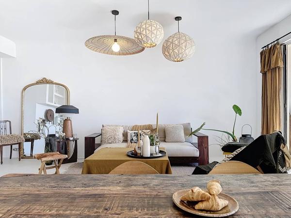 Appartement deux pièces avec terrasse et vue dégagée