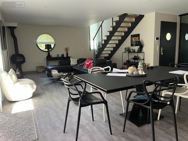 Maison à vendre à Bonchamp-lès-Laval en Mayenne (53960), ref : 53003-183