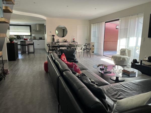 Maison à vendre à Bonchamp-lès-Laval en Mayenne (53960), ref : 53003-183