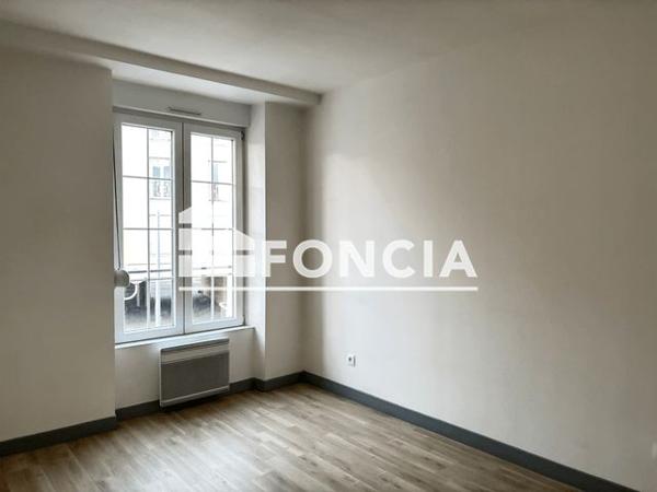 Location Appartement 3 pièces 67.8 m² - 3 RUE DE LA GARE Breuillet 91650