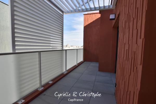 Dpt Hérault (34), à louer MONTPELLIER appartement T1 39m2 avec loggia de 11,6m2 - Dernier étage