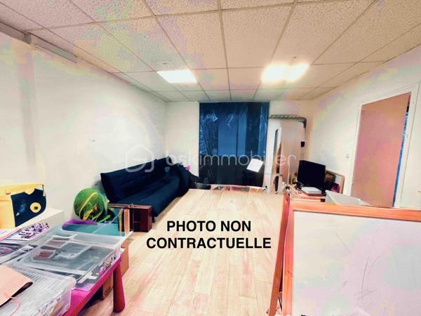 Local d'activités de 81 m²