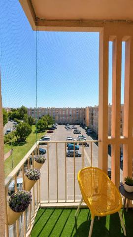 Vente                                                      Appartement
                        
                     3 pièces                      54 m2                     à Fréjus