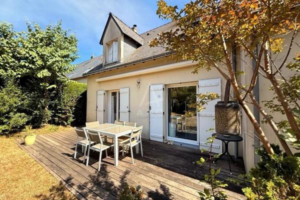 À VENDRE  Superbe maison familiale au cur du Lac de Maine  Angers