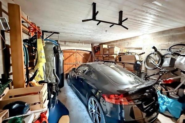 À VENDRE  Superbe maison familiale au cur du Lac de Maine  Angers