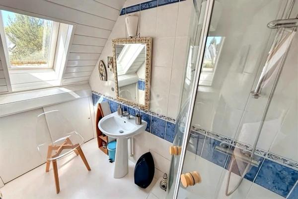 À VENDRE  Superbe maison familiale au cur du Lac de Maine  Angers