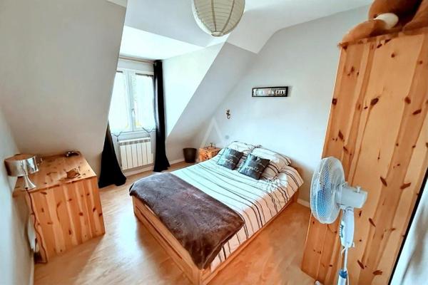 À VENDRE  Superbe maison familiale au cur du Lac de Maine  Angers