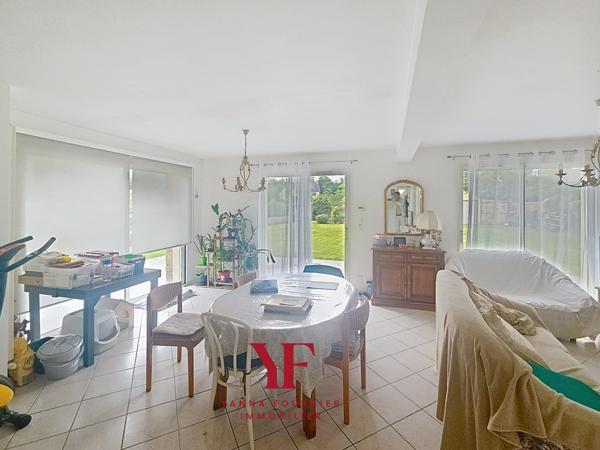 LANDERNEAU, MAISON FAMILIALE EN IMPASSE, 4 CHAMBRES, TERRAIN D’ENVIRON 1 500 M²