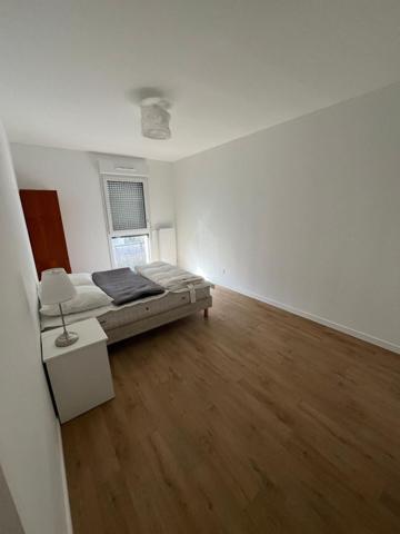 Saint Brieuc Proche stade Fred Aubert Agréable T3 Duplex MEUBLE avec jardin, St brieuc 22000