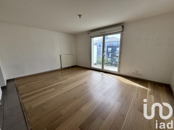 Appartement 2 pièces de 48 m² à Villeneuve-le-Roi (94290)