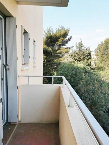 Appartement à louer    1 pièce • 12 m2 Fréjus