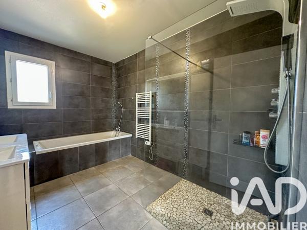 Maison à vendre 5 pièces 135 m² Villeneuve-sur-Lot
