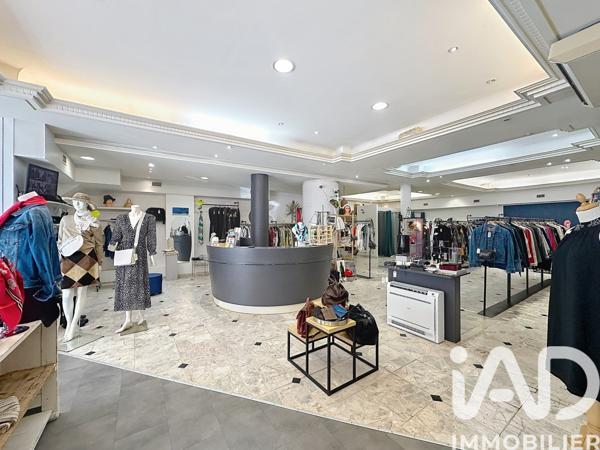 Habillement, Textile​ à vendre 167 m² Rochefort