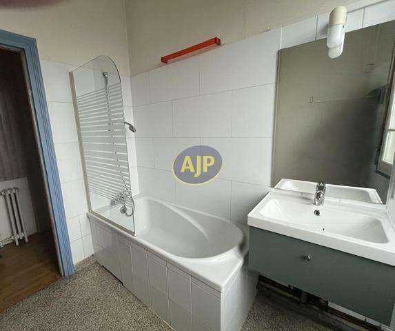 Location appartement Nantes : 751 € - AJP Immobilier Nantes Sud