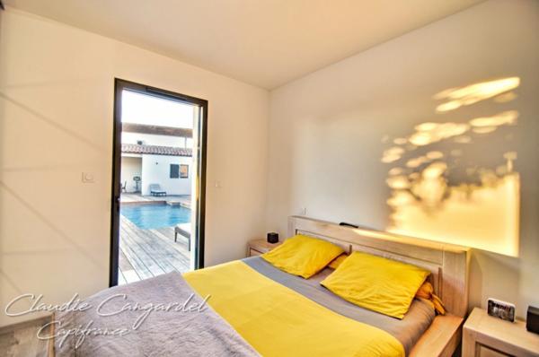 Dpt Charente Maritime (17), à vendre proche de LA ROCHELLE maison P7 de 153,7 m² - Terrain de 568,00 m² - Plain pied