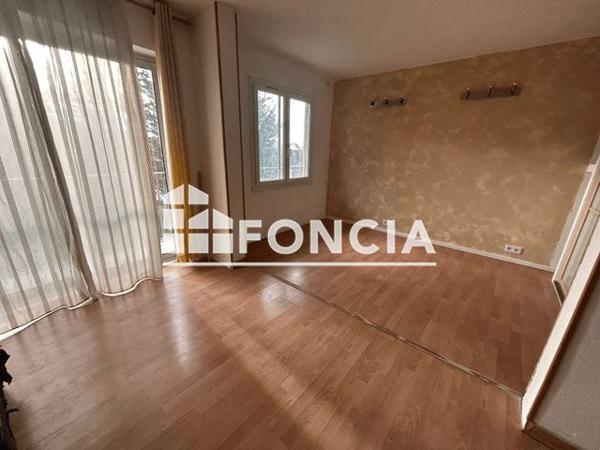 Location Appartement 4 pièces 83 m² - 1 AVENUE GARENNIERE Fresnes 94260