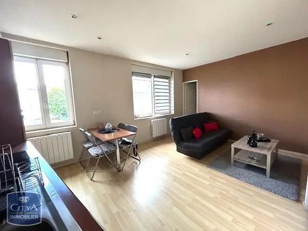 Appartement à louer 1 pièce 23.52m² Saint-Brieuc (22000)