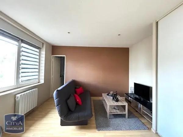 Appartement à louer 1 pièce 23.52m² Saint-Brieuc (22000)