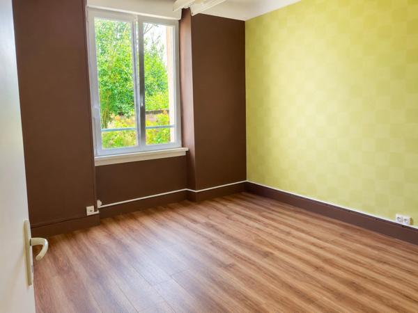 🔥 OPPORTUNITÉ RARE À DARNEY – IMMEUBLE AVEC LOCAL COMMERCIAL ET APPARTEMENT – IDÉAL INVESTISSEUR OU PROFESSIONNEL 🔥