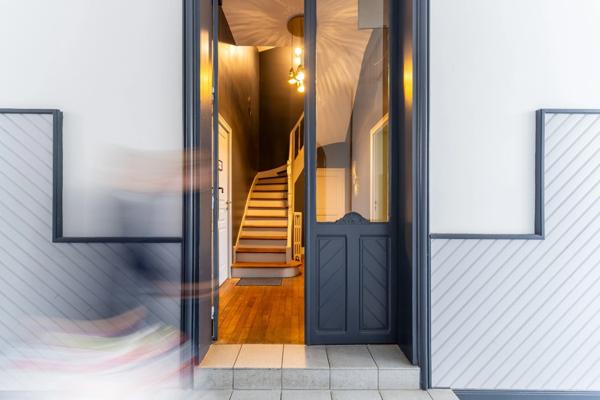 Maison de caractère de 264 m² avec maison secondaire de 64 m² au cœur de la ville de SAUMUR (49)