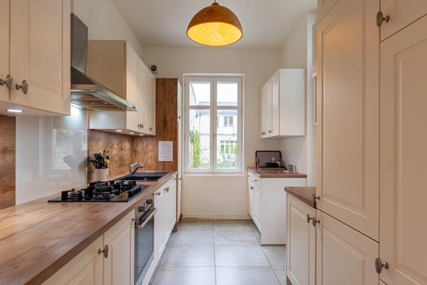 Maison de caractère de 264 m² avec maison secondaire de 64 m² au cœur de la ville de SAUMUR (49)