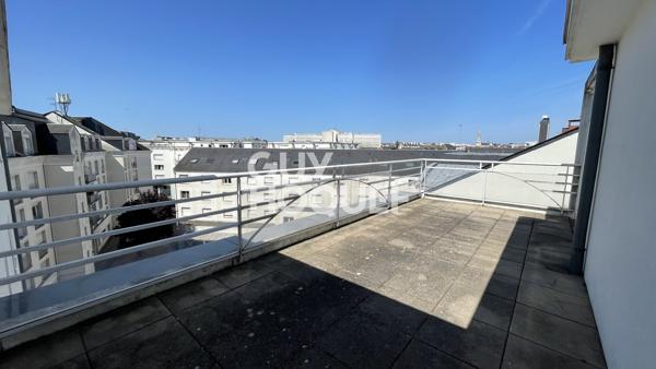 QUAI MAGELLAN – T2 DUPLEX AVEC GRANDE TERRASSE ET BOX