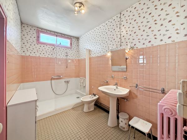 Appartement Cesson 4 pièce(s) 95 m2 à rénover